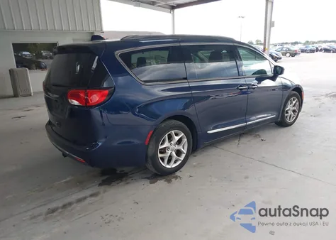 2018 Chrysler Pacifica Touring L Plus z USA, uszkodzony, nr VIN 2C4RC1EG5JR271203